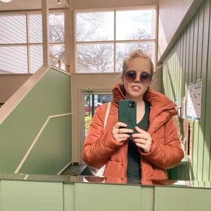 Meet your Posher, Seanie